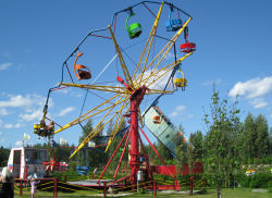 nokkakiven_puisto5_iso.jpg 144k